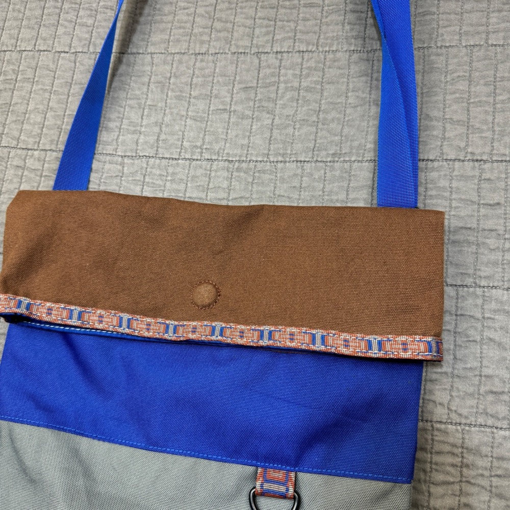 KAVU Kopachuck Crossbody Tote Bag Brown Blue Grey Canvas Travel Outdoors - Picture 3 of 9